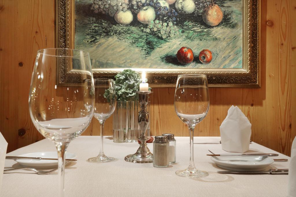 Hotel-Restaurant Roter Ochsen Lauchheim Εξωτερικό φωτογραφία