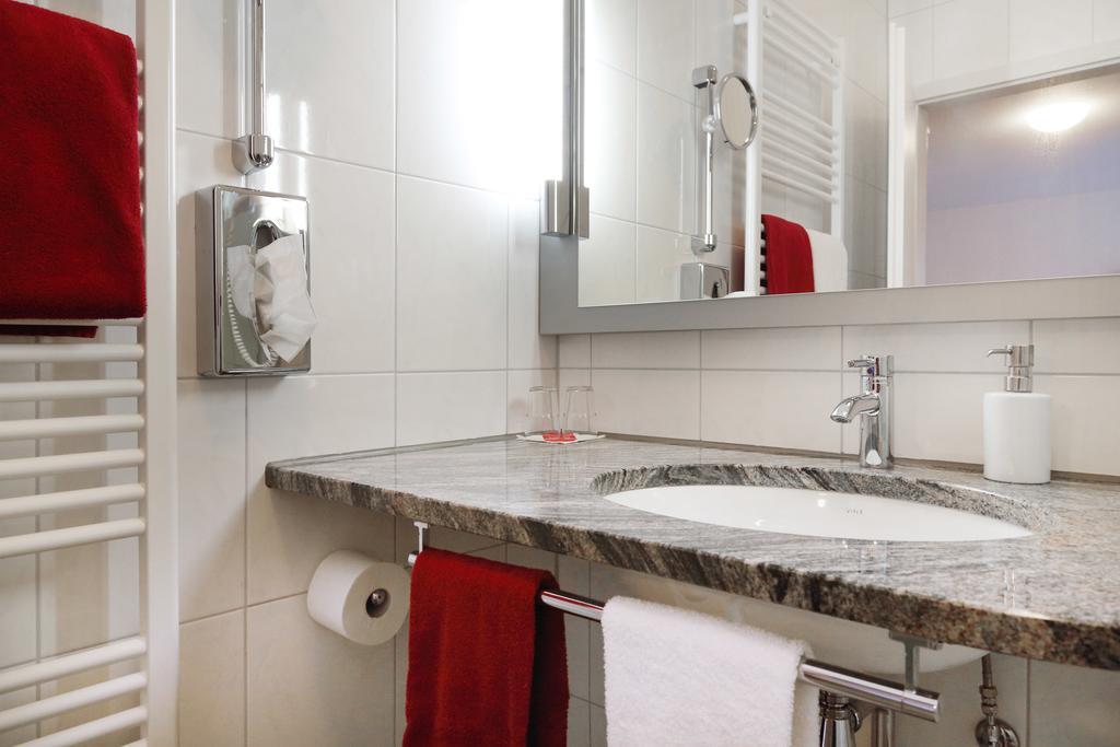 Hotel-Restaurant Roter Ochsen Lauchheim Δωμάτιο φωτογραφία