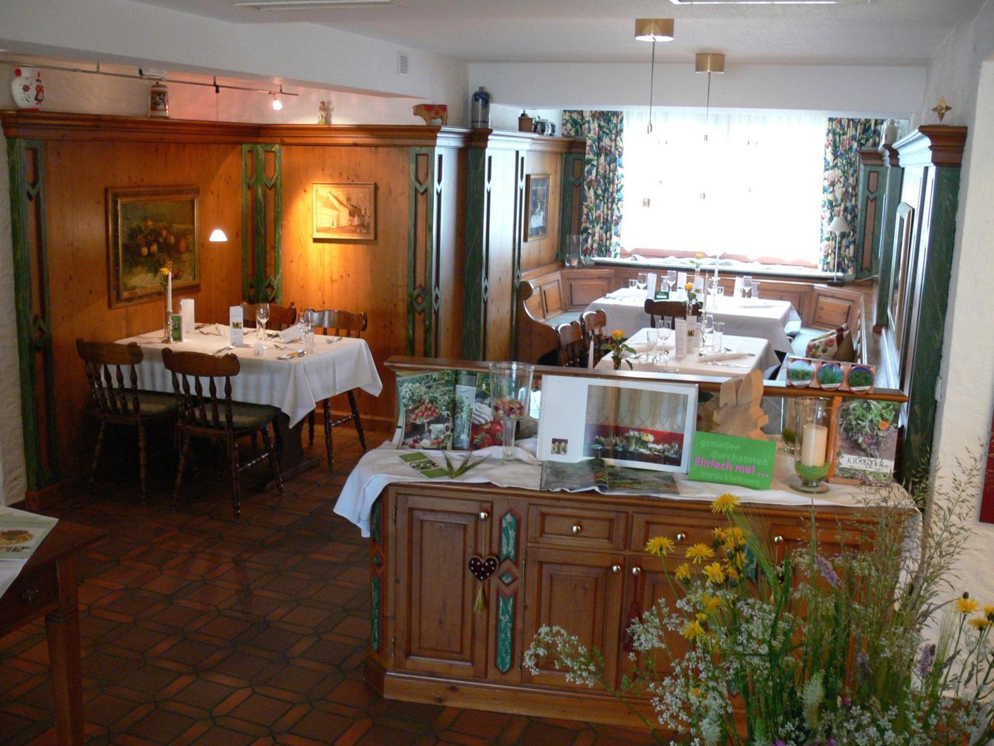 Hotel-Restaurant Roter Ochsen Lauchheim Εξωτερικό φωτογραφία