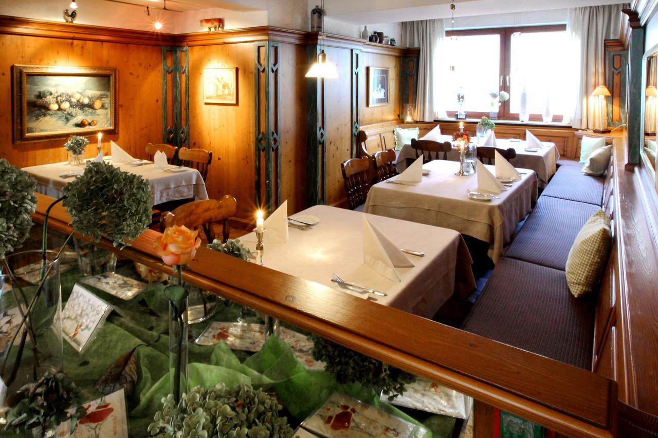 Hotel-Restaurant Roter Ochsen Lauchheim Εξωτερικό φωτογραφία